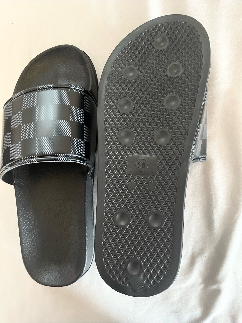 VANS Black Checkered Slide Sandals - Picture 2 of 2